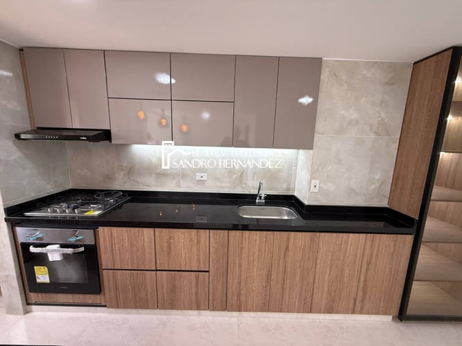 Apartamento de 4 alcobas en venta en Villabel, Floridablanca, 96 m² · foto 2 de 18