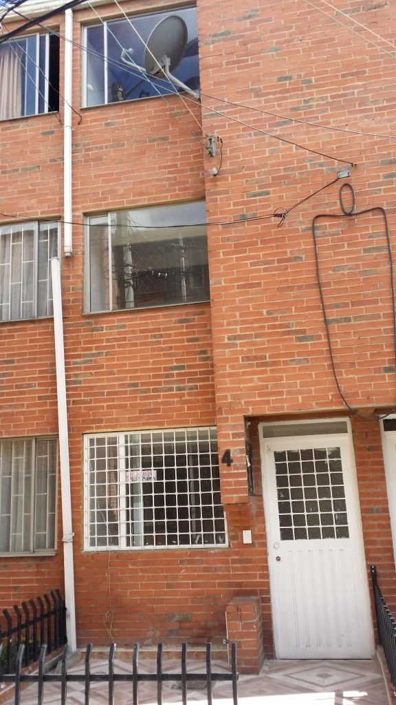 Casa en venta en Madelena, Bogotá · foto 2 de 11