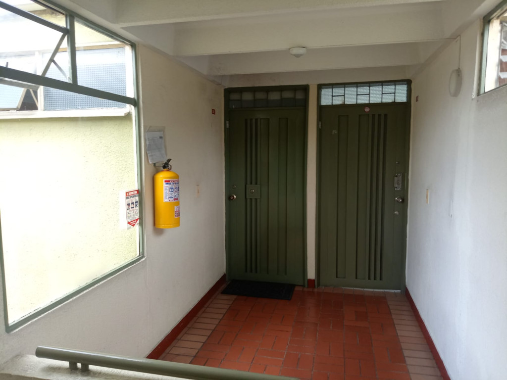 Apartamento en venta en Bosque De San Carlos, Bogotá · foto 2 de 19