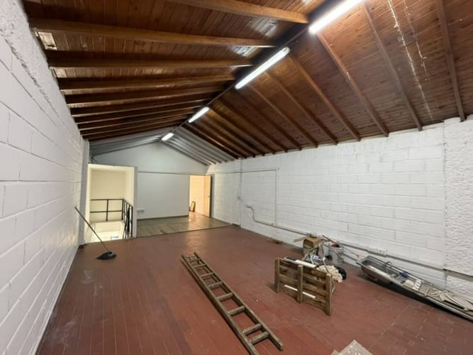 Bodega en arriendo en Manila, Medellín, 150 m² · foto 6 de 8
