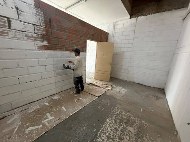 Bodega en arriendo en Manila, Medellín, 150 m² · foto 7 de 8