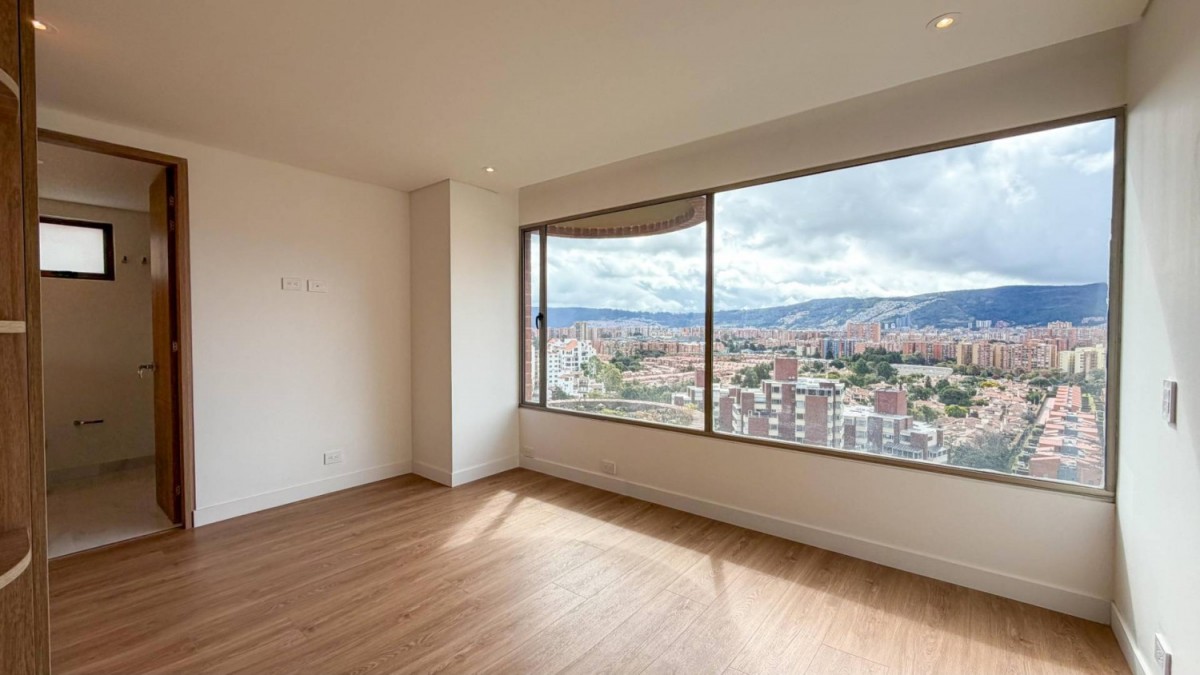 Apartamento en venta en Gratamira, Bogotá · foto 13 de 24