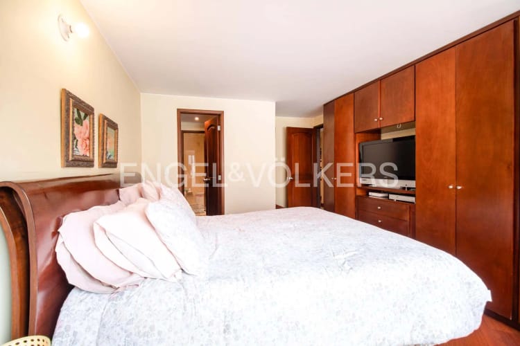 Apartamento de 4 alcobas en venta en Chico, Bogotá, 164 m² · foto 17 de 18