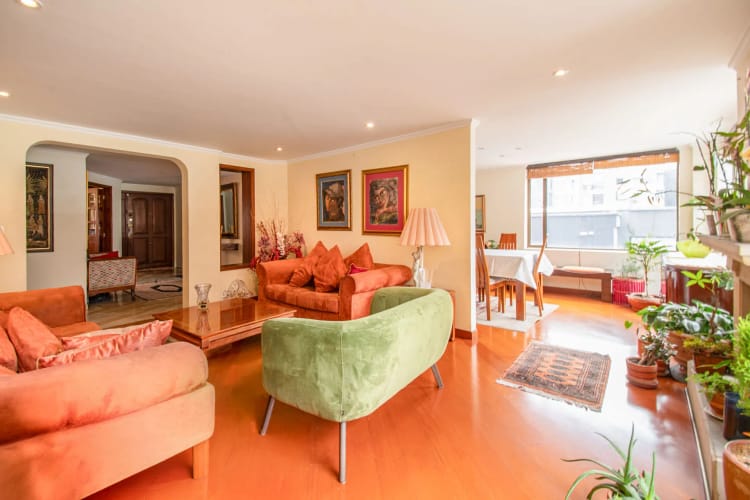 Apartamento de 4 alcobas en venta en Chico, Bogotá, 164 m² · foto 2 de 18