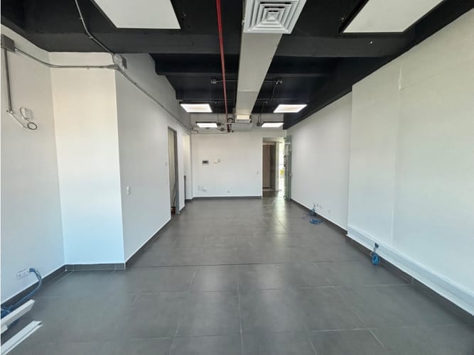 Oficina en arriendo en Restrepo Naranjo, Sabaneta, 36 m² · foto 8 de 9