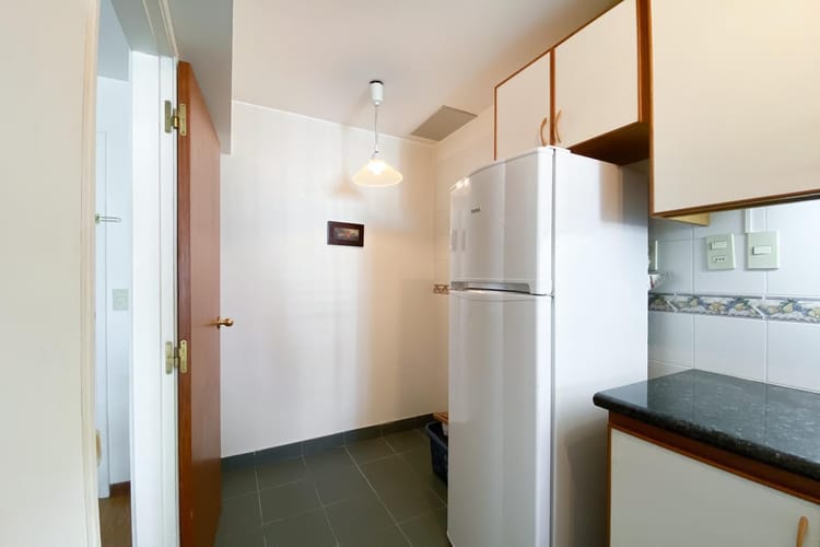 ALQUILER APARTAMENTO 3 DORMITORIOS, 2 BAÑOS, CON COCHERA, POCITOS, MONTEVIDEO · Photo 3