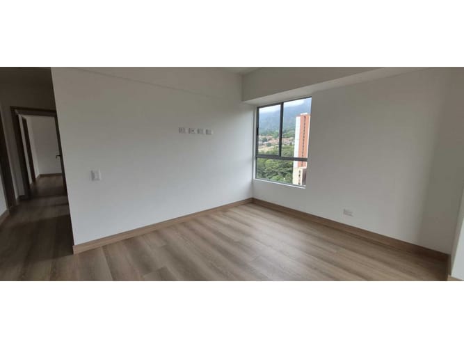 Apartamento en venta en Centro, La Estrella · foto 5 de 17