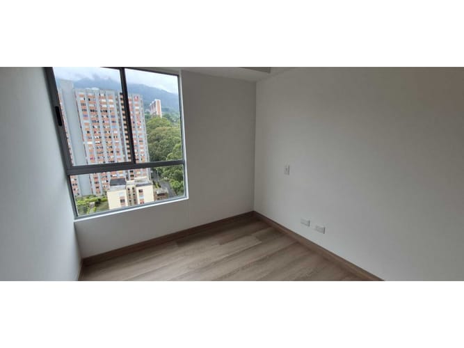 Apartamento en venta en Centro, La Estrella · foto 6 de 17