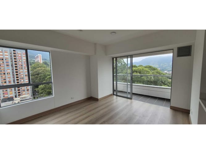 Apartamento en venta en Centro, La Estrella · foto 13 de 17
