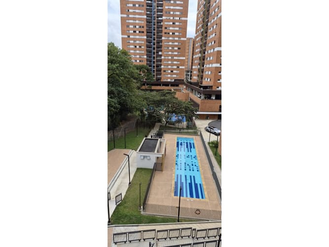 Apartamento en venta en Centro, La Estrella · foto 16 de 17
