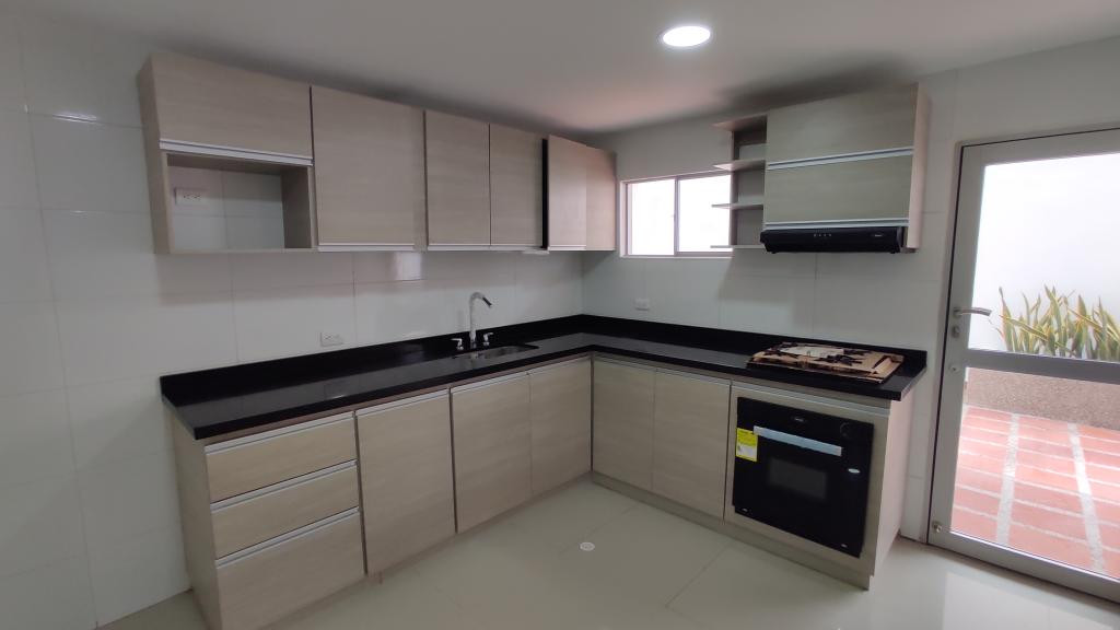 Apartamento en arriendo en Ciudad Jardin, Barranquilla · foto 6 de 24