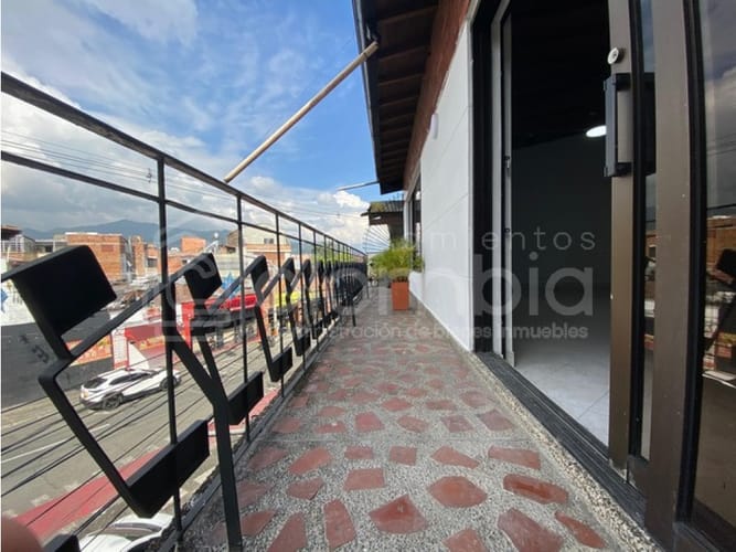 Casa en venta en La Magnolia, Envigado, 186 m² · foto 6 de 14
