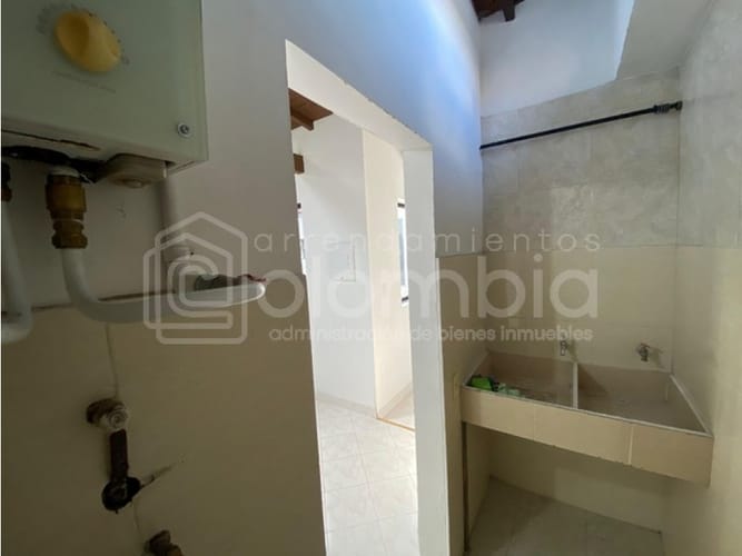Casa en venta en La Magnolia, Envigado, 186 m² · foto 7 de 14