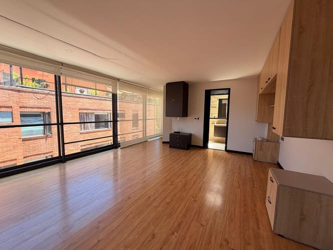 Apartaestudio en venta en Santa Barbara, Bogotá, 55 m² · foto 3 de 16