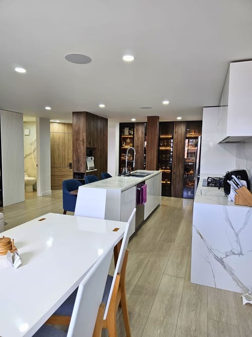 Apartamento de 2 alcobas en venta en Multicentro, Bogotá, 139 m² · foto 3 de 21