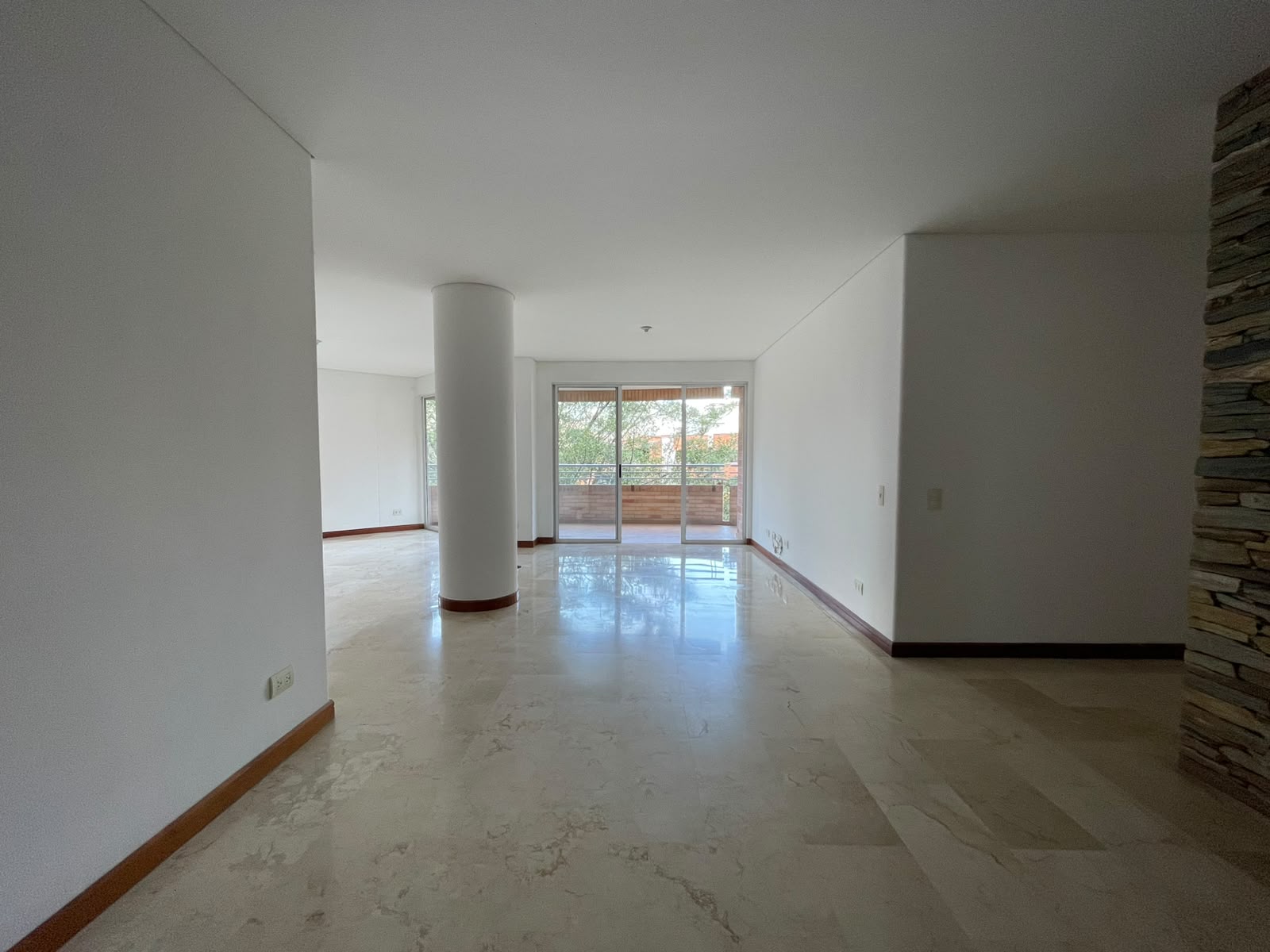 Apartamento en arriendo en Laureles, Medellín · foto 4 de 20