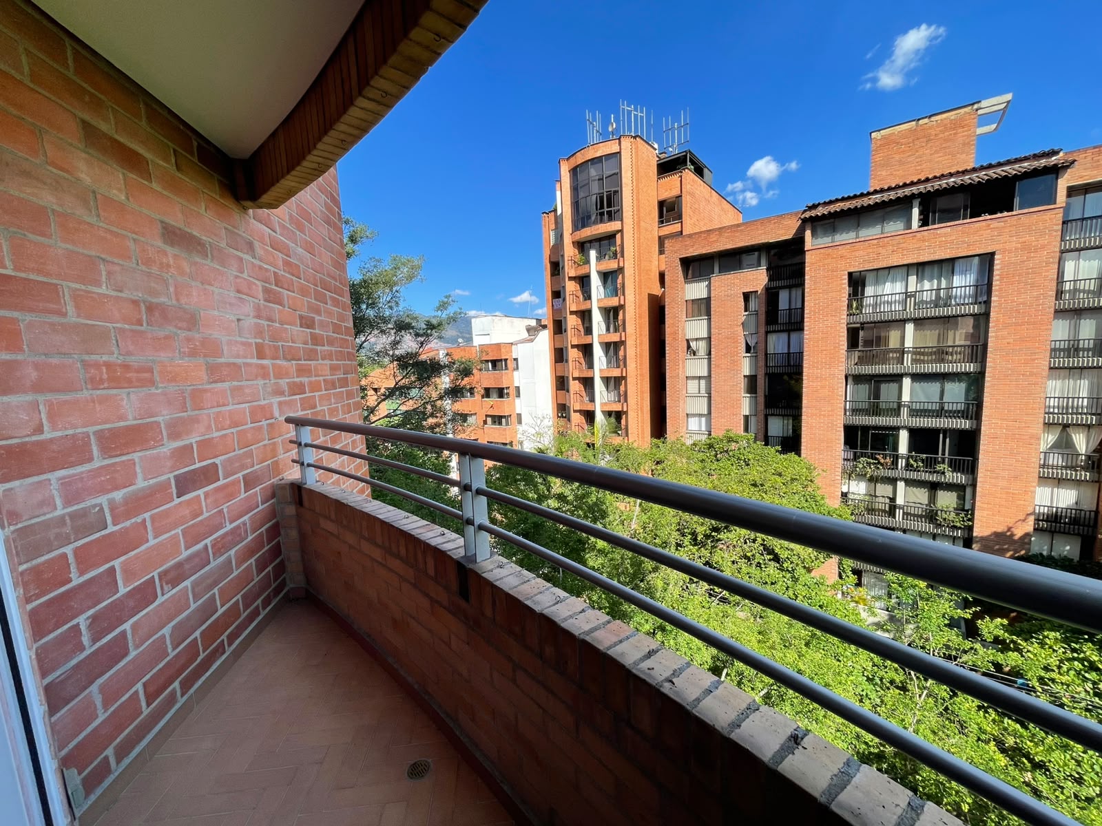 Apartamento en arriendo en Laureles, Medellín · foto 14 de 20