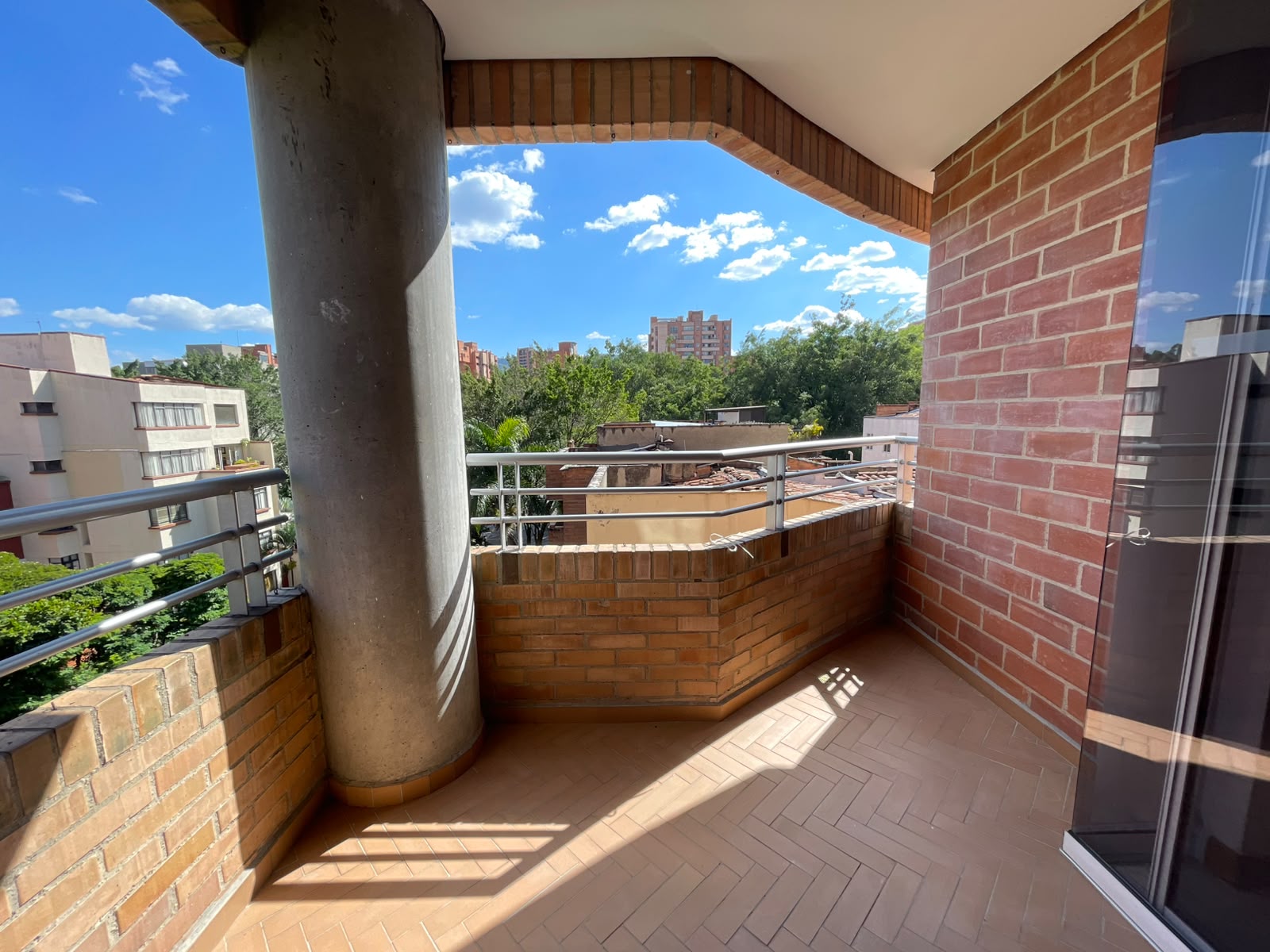 Apartamento en arriendo en Laureles, Medellín · foto 19 de 20