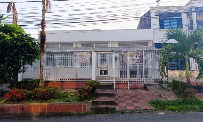Casa de 8 alcobas en venta en Barzal Bajo Sur, Villavicencio, 250 m² · foto 16 de 18