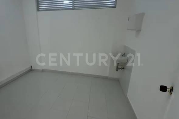Casa de 8 alcobas en venta en Barzal Bajo Sur, Villavicencio, 250 m² · foto 12 de 18