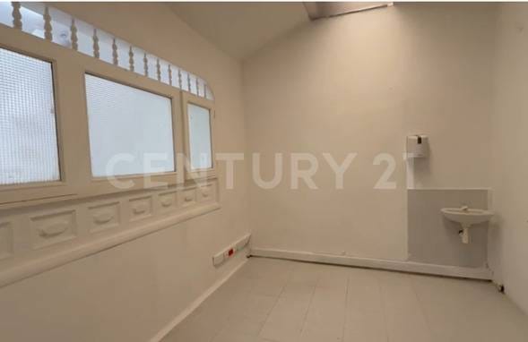 Casa de 8 alcobas en venta en Barzal Bajo Sur, Villavicencio, 250 m² · foto 14 de 18