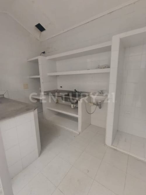 Casa de 8 alcobas en venta en Barzal Bajo Sur, Villavicencio, 250 m² · foto 10 de 18