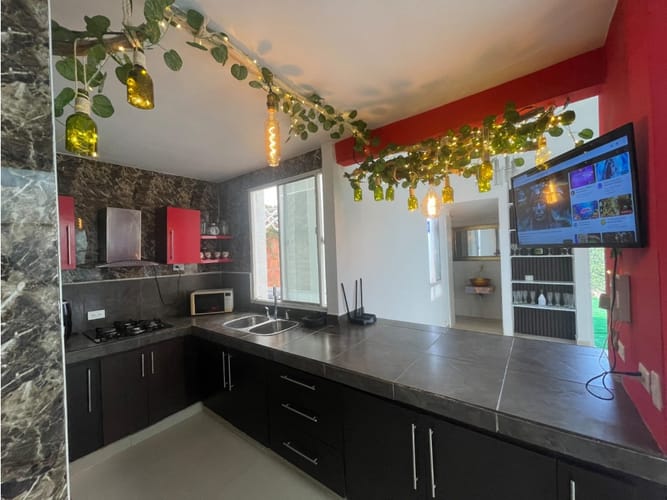 Casa de 3 alcobas en venta en El Castillo, Jamundí, 190 m² · foto 5 de 17
