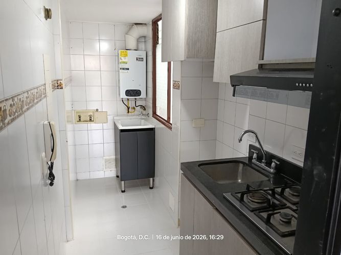 Apartamento de 3 alcobas en venta en Andes Norte, Bogotá, 66 m² · foto 6 de 14