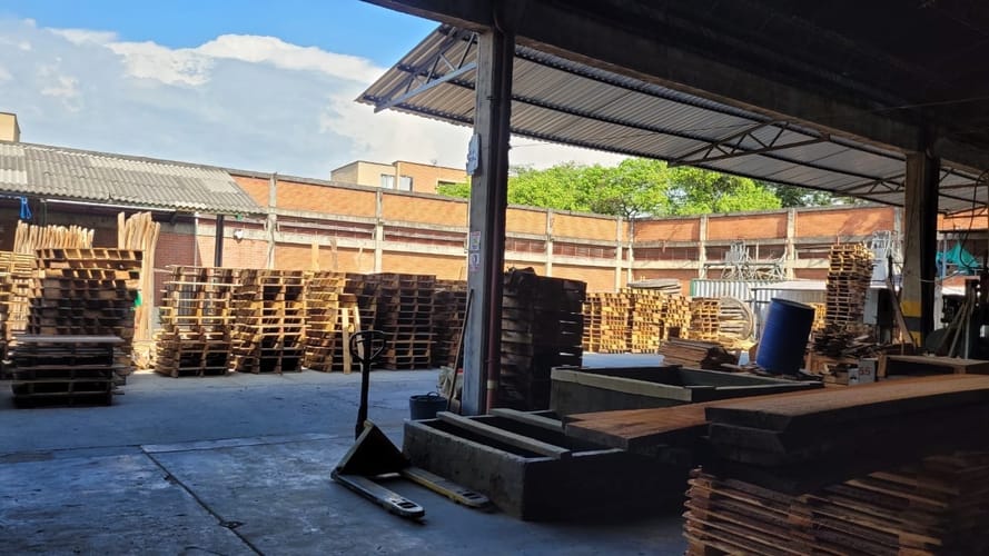 Bodega en arriendo en Las Delicias, Cali, 2700 m² · foto 6 de 21