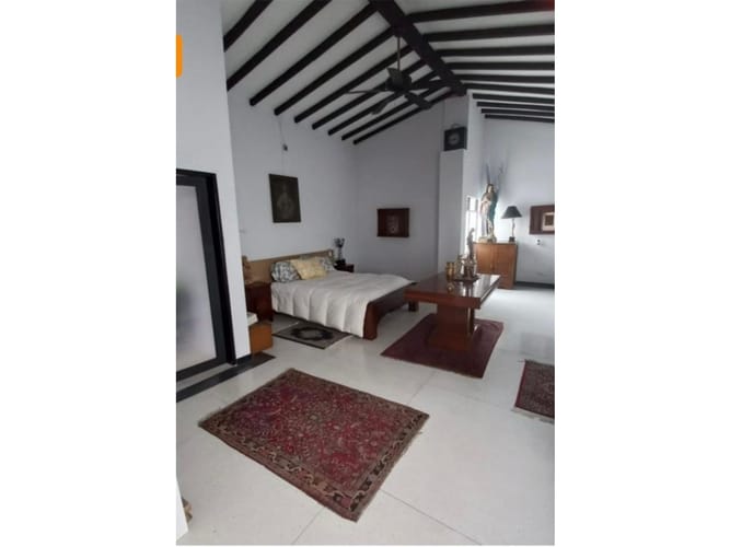 Apartamento de 6 alcobas en venta en Laureles, Medellín, 320 m² · foto 6 de 17