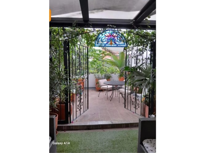 Apartamento de 6 alcobas en venta en Laureles, Medellín, 320 m² · foto 9 de 17