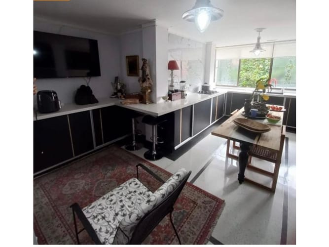 Apartamento de 6 alcobas en venta en Laureles, Medellín, 320 m² · foto 12 de 17