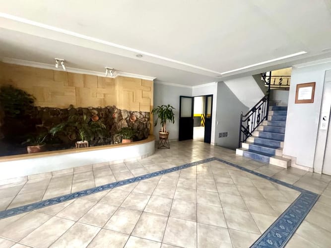 Apartamento de 2 alcobas en venta en Multicentro, Bogotá, 139 m² · foto 20 de 21