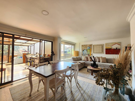 Apartamento en venta en Los Rosales, Bogotá · foto 2 de 19