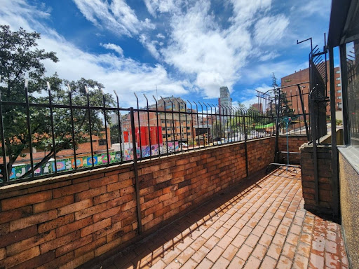 Apartamento en venta en Los Rosales, Bogotá · foto 4 de 19