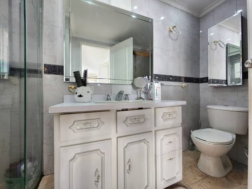 Apartamento en venta en Los Rosales, Bogotá · foto 15 de 19