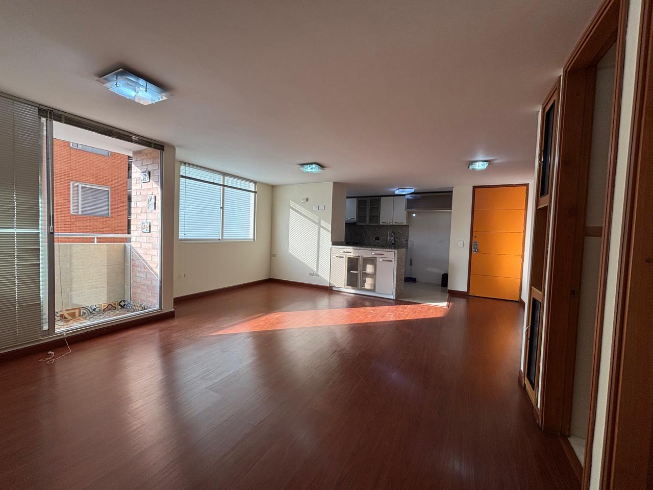 Apartamento en venta en Bosques Del Marques, Bogotá · foto 3 de 12