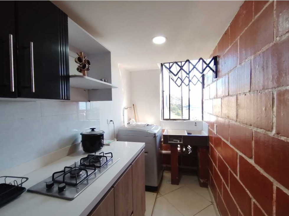 Apartamento en venta en Calasanz, Medellín · foto 5 de 13
