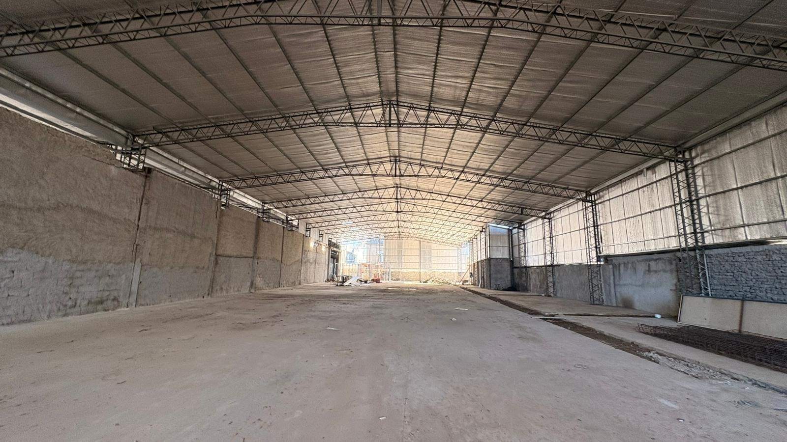 Galpón en alquiler de 1300m2 ubicado en Capurro