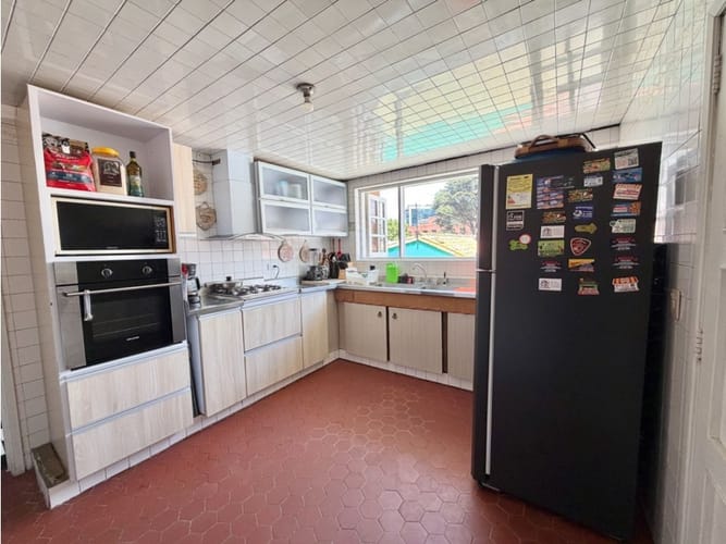 Casa de 7 alcobas en venta en Santa Ana Oriental, Bogotá, 537 m² · foto 17 de 24