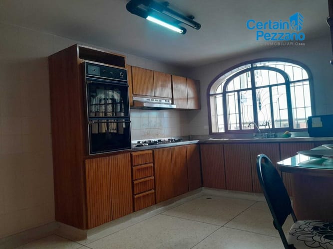 Casa de 7 alcobas en venta en Altos De Riomar, Barranquilla, 606 m² · foto 6 de 21