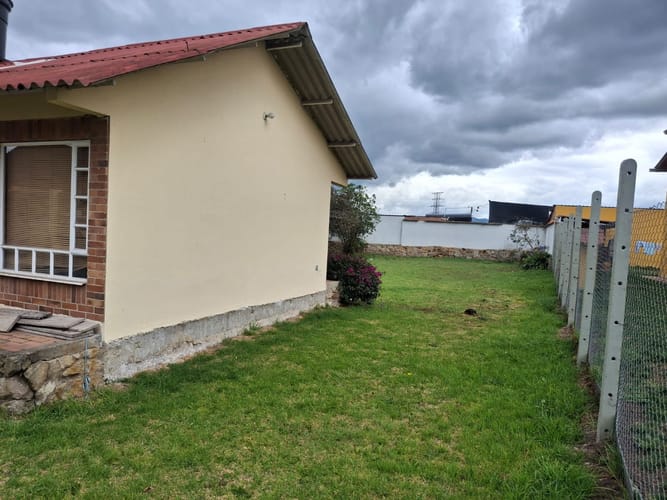 Casa de 2 alcobas en venta en La Moya, Cota, 840 m² · foto 4 de 6