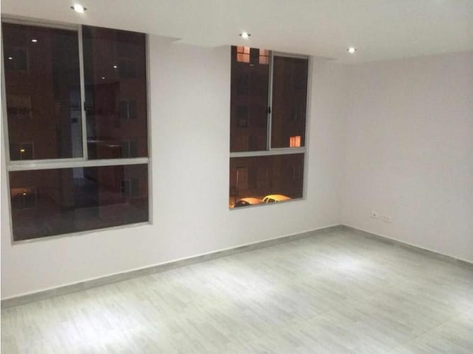 Apartamento de 3 alcobas en venta en La Cumbre, Mosquera, 60 m² · foto 2 de 12