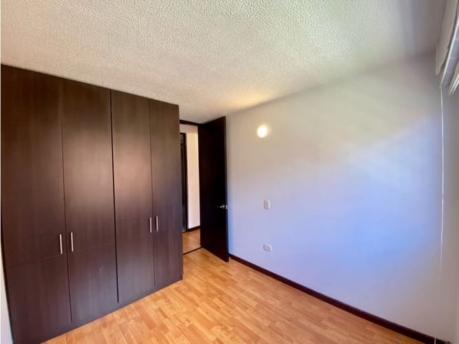 Apartamento de 3 alcobas en venta en Cr. Reservado Nogales De Cajica, Cajicá, 55 m² · foto 14 de 24