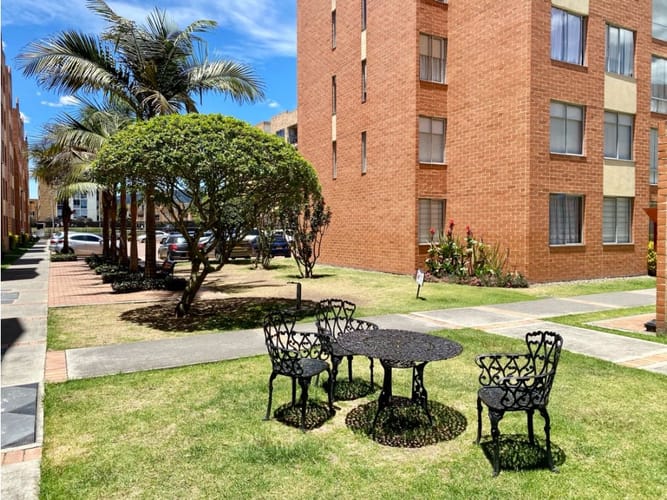 Apartamento de 3 alcobas en venta en Cr. Reservado Nogales De Cajica, Cajicá, 55 m² · foto 23 de 24