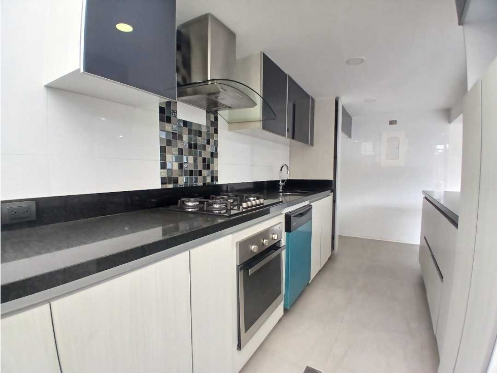 Casa en venta en Colina Campestre, Bogotá · foto 7 de 24
