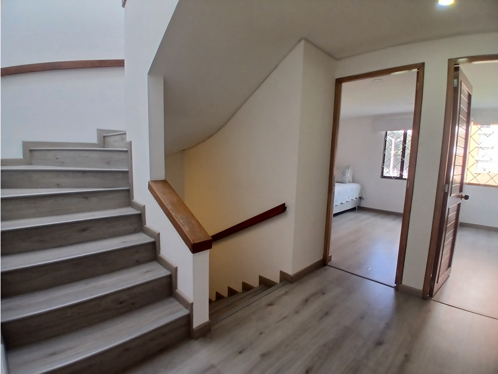 Casa en venta en Colina Campestre, Bogotá · foto 11 de 24