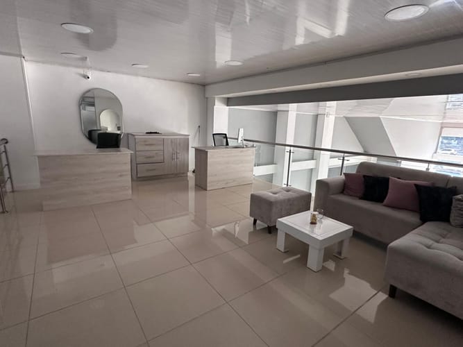 Local en arriendo en Santa Anita, Cali, 345 m² · foto 9 de 13