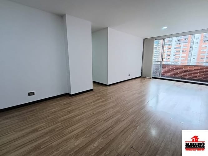 Apartamento en Arriendo en Ciudad del Río, Medellín