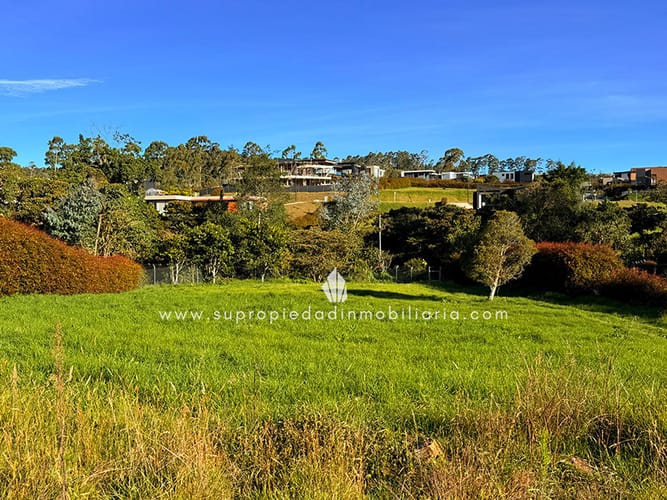 Lote en venta en Loma Del Chocho, Envigado, 2915 m² · foto 3 de 5